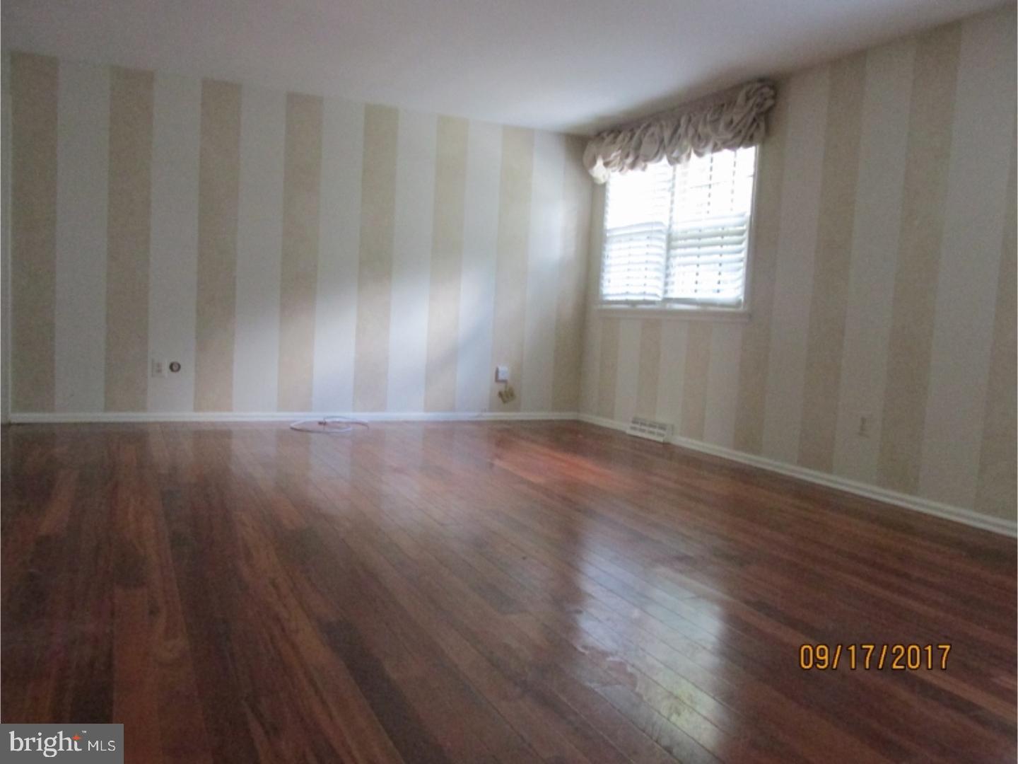 733 North Stanwick Road Moorestown, NJ 08057 - Photo 9 of 23