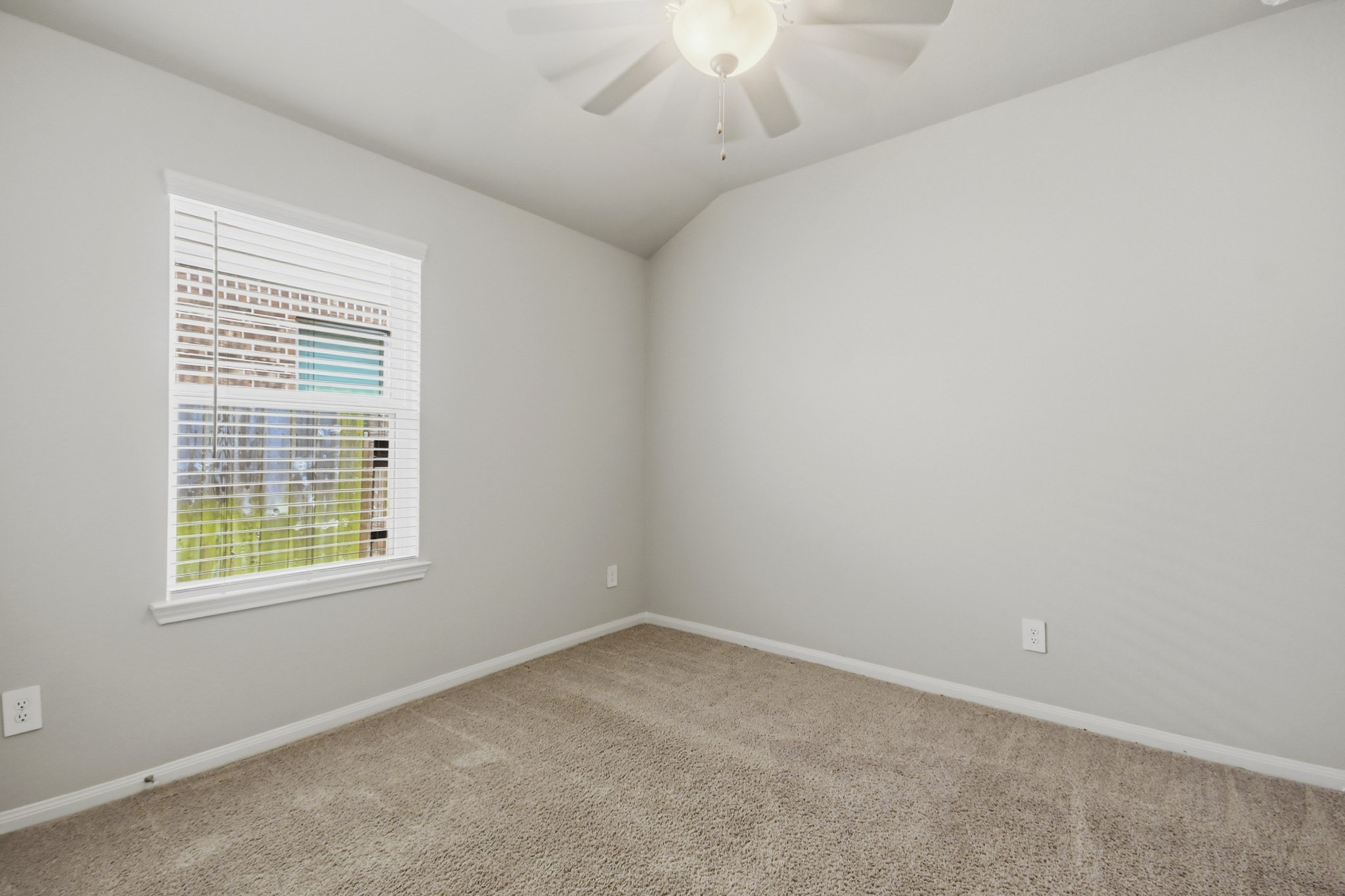 1207 Cascade Hls Drive Rosharon, TX 77583 - Photo 15 of 19