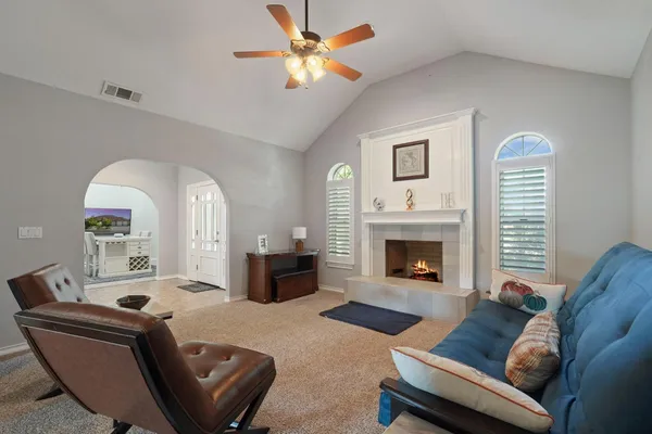 $819,999 | 2432 West Vine Street, Lodi, CA 95242