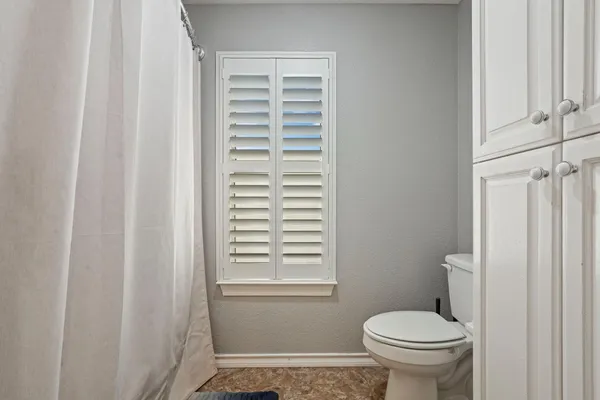 $819,999 | 2432 West Vine Street, Lodi, CA 95242