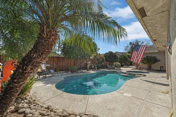 $819,999 | 2432 West Vine Street, Lodi, CA 95242