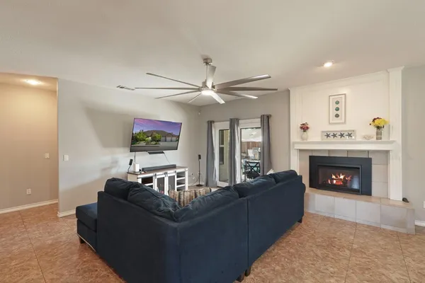 $819,999 | 2432 West Vine Street, Lodi, CA 95242