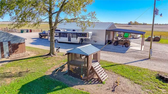 $675,000 | 833 Southwest 1101st Road, Holden, MO 64040