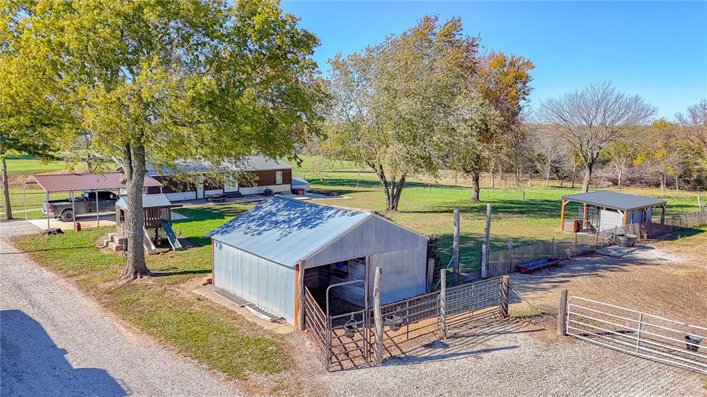 833 Southwest 1101st Road Holden, MO 64040 - Photo 18 of 61