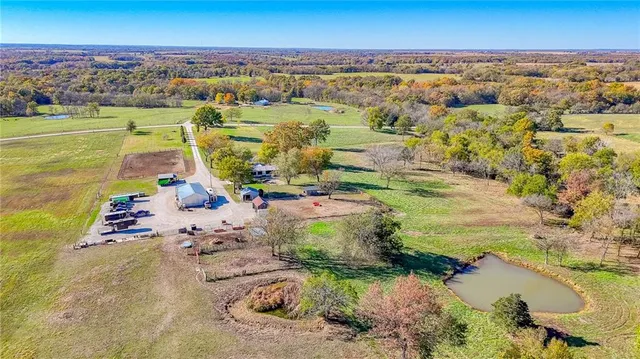 $675,000 | 833 Southwest 1101st Road, Holden, MO 64040