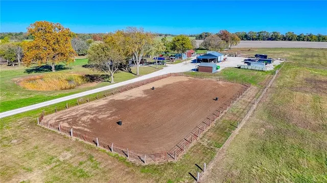 $675,000 | 833 Southwest 1101st Road, Holden, MO 64040