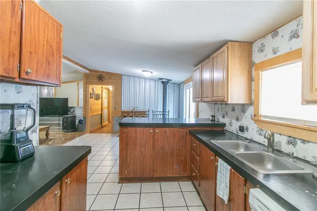 $675,000 | 833 Southwest 1101st Road, Holden, MO 64040