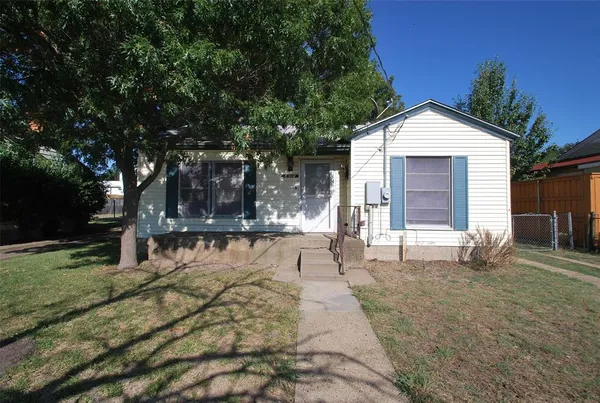 $1,700 | 6918 Lockheed Avenue, Dallas, TX 75209