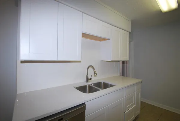 $1,700 | 6918 Lockheed Avenue, Dallas, TX 75209