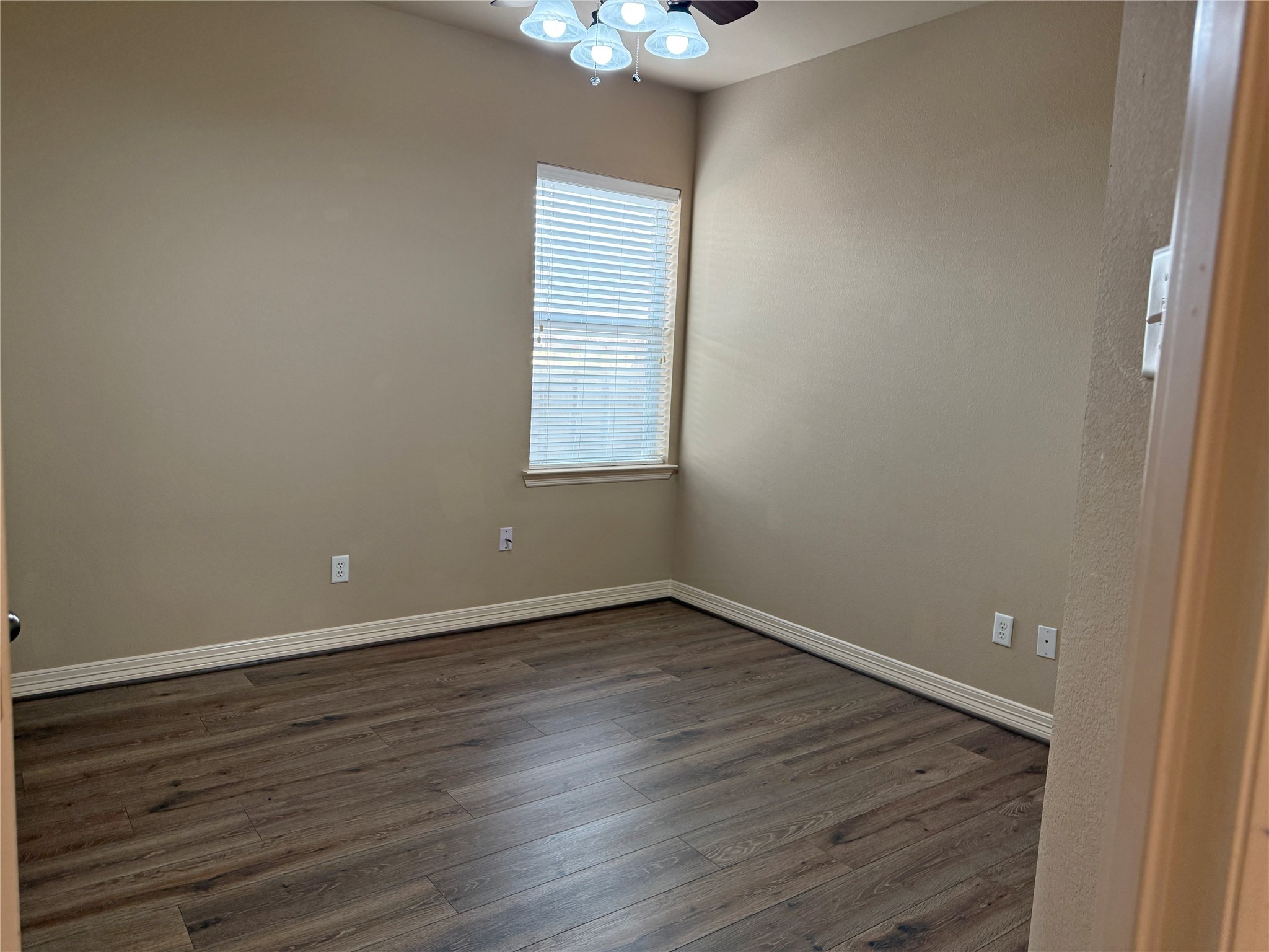 21608 Anvil Lane Porter, TX 77365 - Photo 34 of 42 Secondary bedroom.