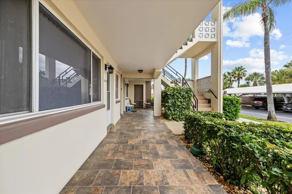 $1,500 | 1235 South Highland Avenue, Unit 1102, Clearwater, FL 33756