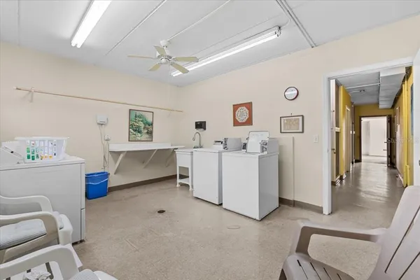 $1,500 | 1235 South Highland Avenue, Unit 1102, Clearwater, FL 33756