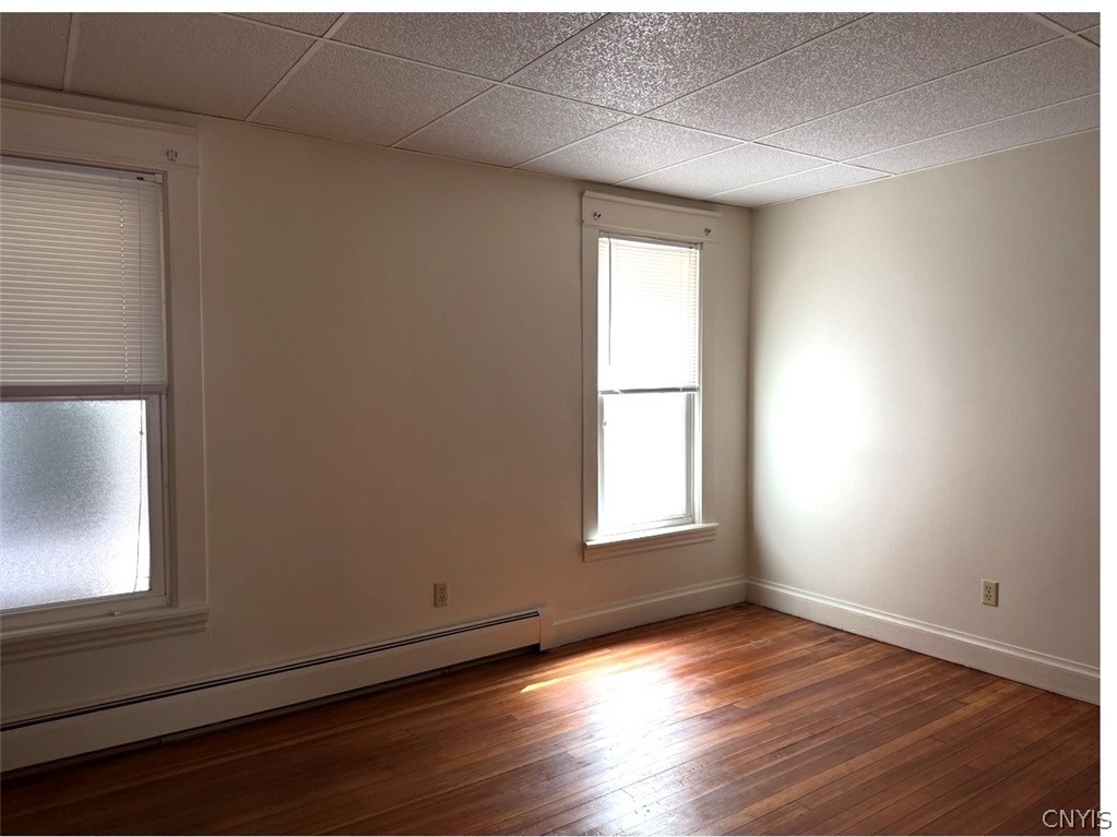 442 Main Street Oneida, NY 13421 - Photo 4 of 5