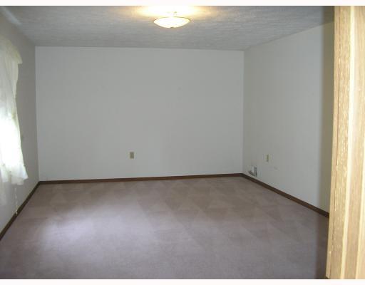 2850 Edgecliff Road, Unit 17 Lower Burrell, PA 15068 - Photo 6 of 8 Master Bedroom.