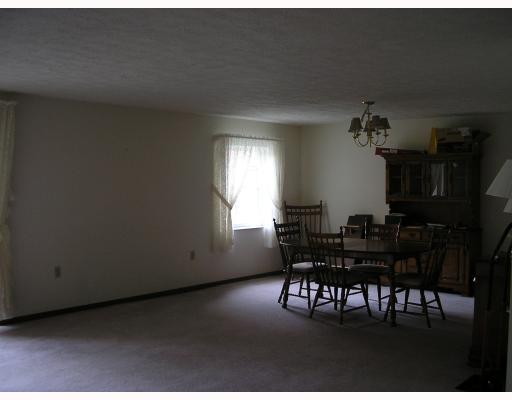 2850 Edgecliff Road, Unit 17 Lower Burrell, PA 15068 - Photo 7 of 8 Dining Room.