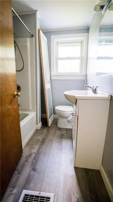 118 Dunkle Road Parker, PA 16049 - Photo 14 of 19 Updated Bathroom with Shower/Tub Combo