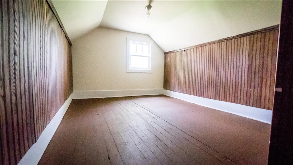 118 Dunkle Road Parker, PA 16049 - Photo 15 of 19 Upper Level Finished 27x9 Third Bedroom