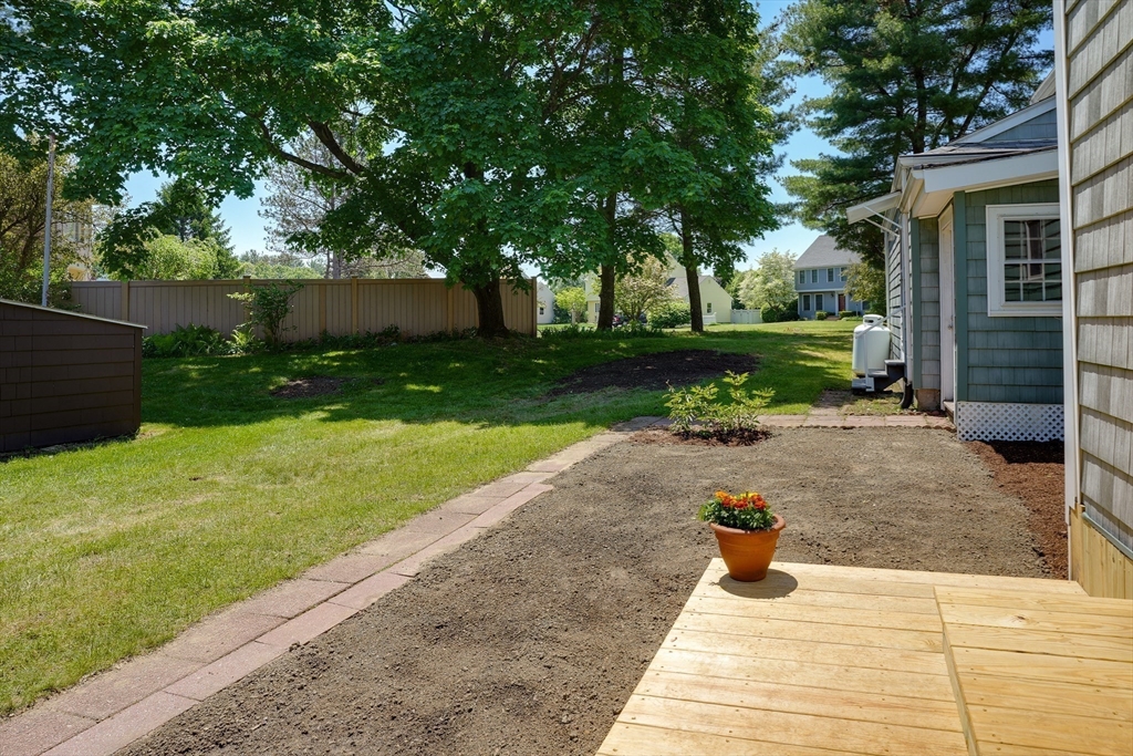 11 Adams Road Northborough, MA 01532 - Photo 25 of 28 Gallery Image 25