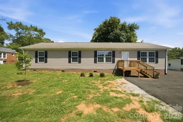 $330,000 | 988 Mt Ulla Highway, Mooresville, NC 28115