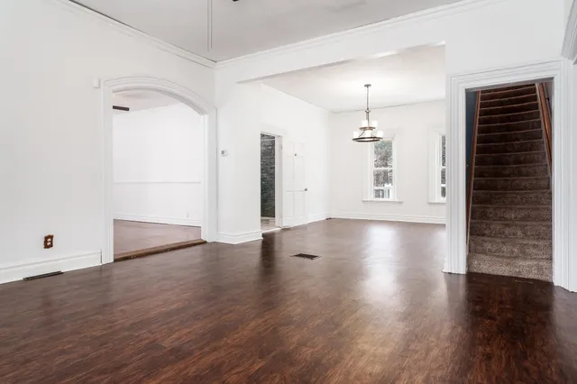 $450,000 | 7421 Squaw Prairie Road, Garden Prairie, IL 61038