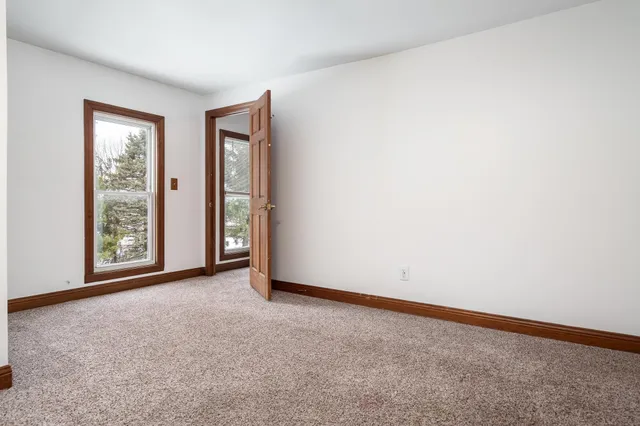 $450,000 | 7421 Squaw Prairie Road, Garden Prairie, IL 61038