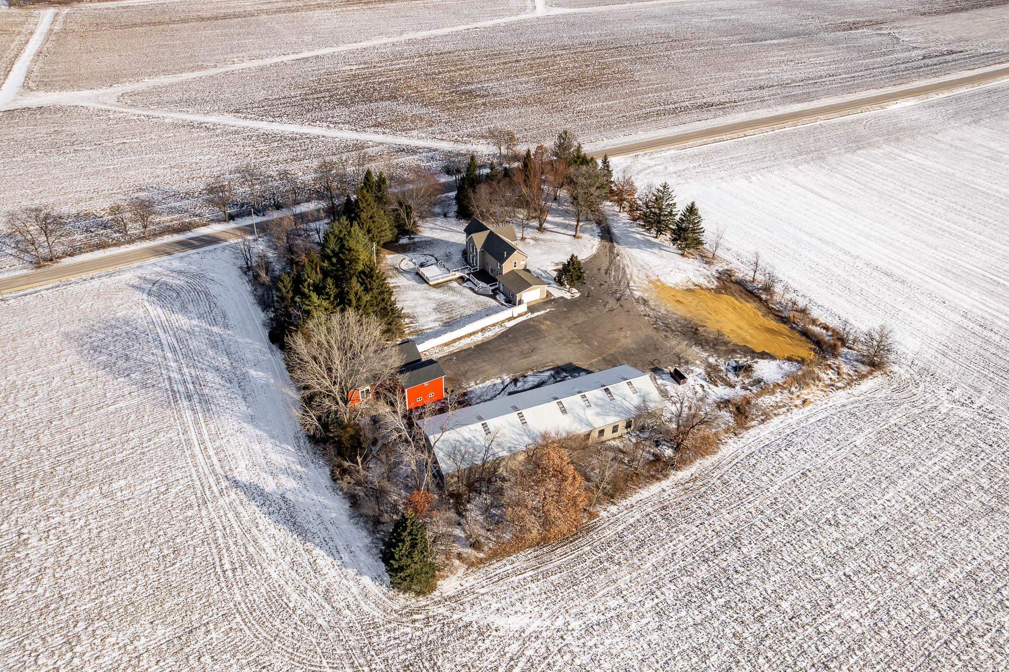 7421 Squaw Prairie Road Garden Prairie, IL 61038 - Photo 5 of 40