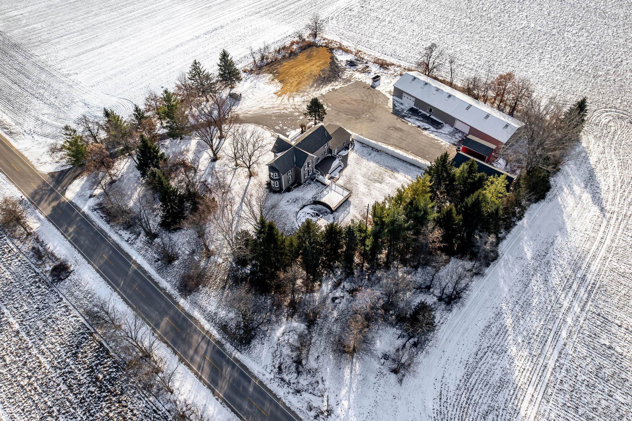 7421 Squaw Prairie Road Garden Prairie, IL 61038 - Photo 7 of 40