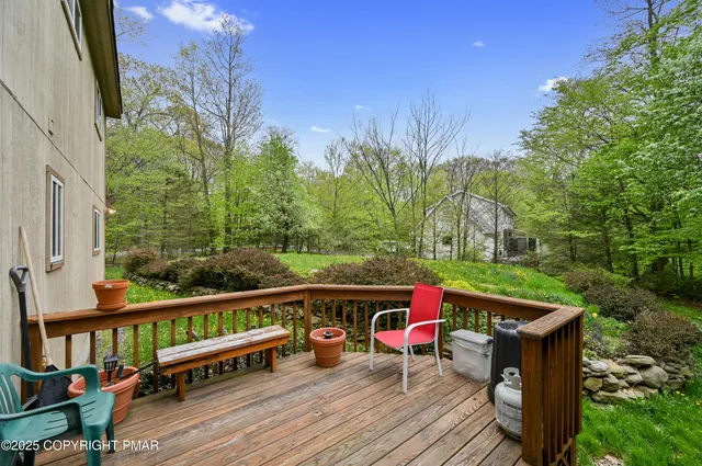 $2,600 | 5203 Iroquois Street, Tobyhanna, PA 18466