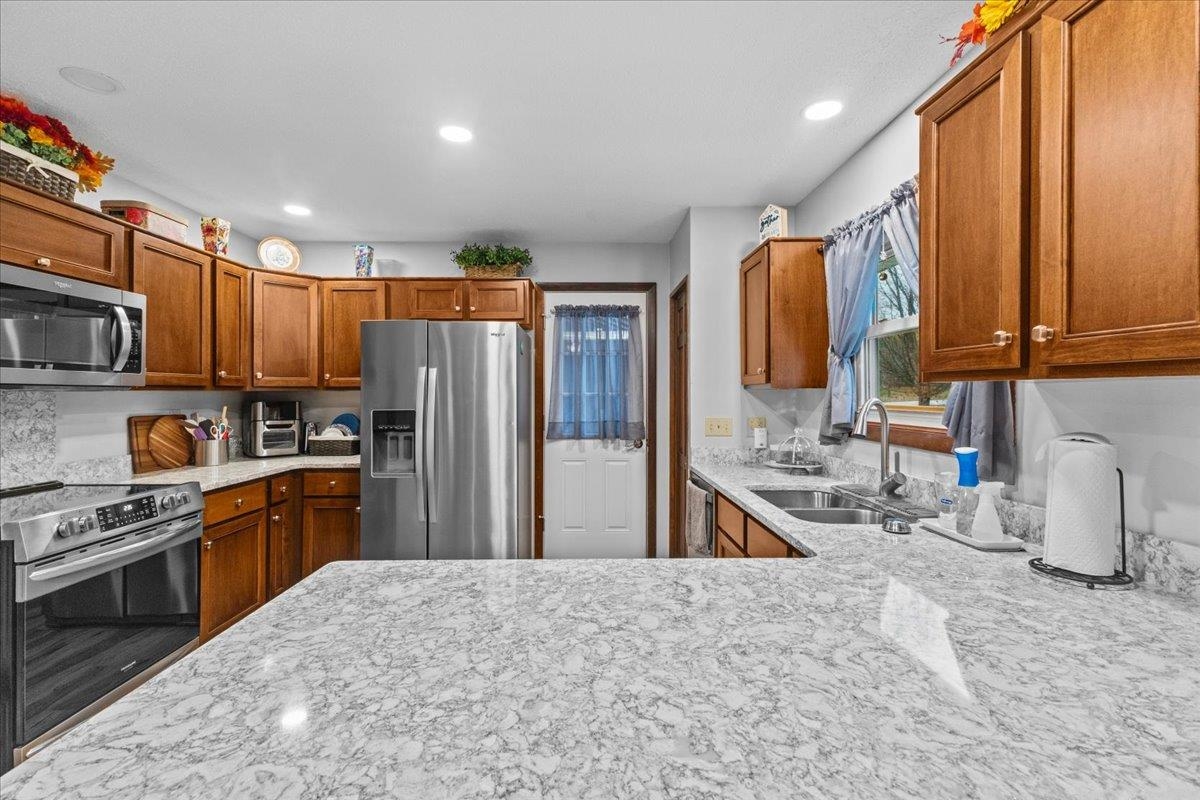 48 Sugar Maple Drive Swanton, VT 05488 - Photo 13 of 47