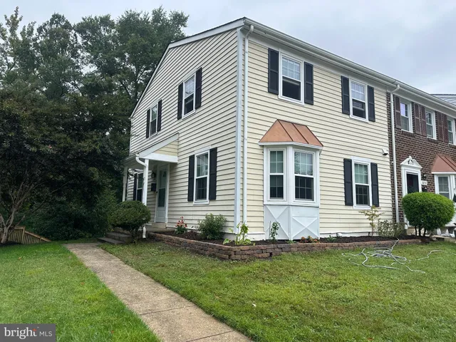 $2,850 | 1848 Foxdale Court, Crofton, MD 21114