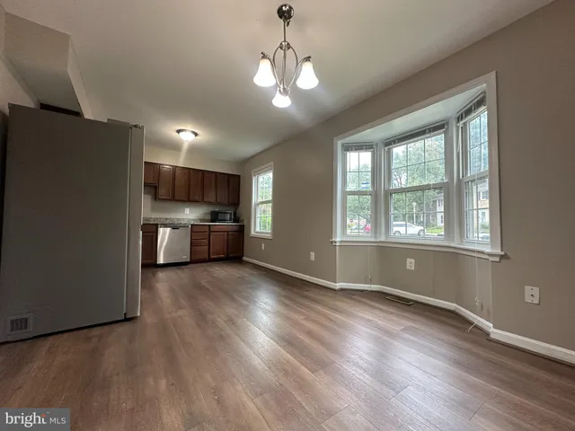 $2,850 | 1848 Foxdale Court, Crofton, MD 21114