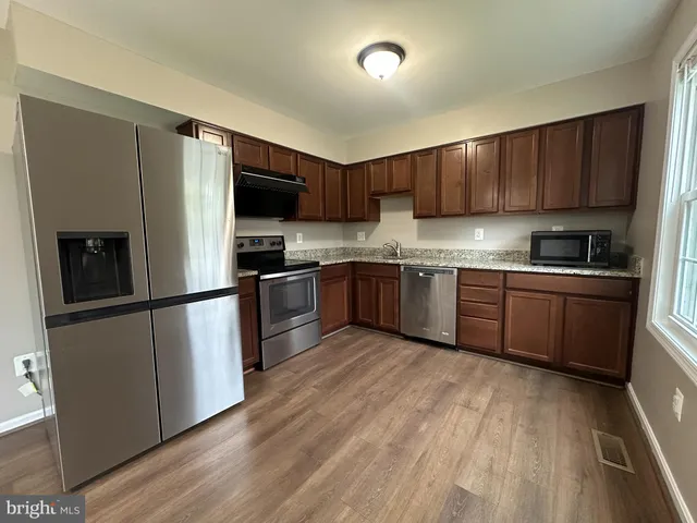 $2,850 | 1848 Foxdale Court, Crofton, MD 21114