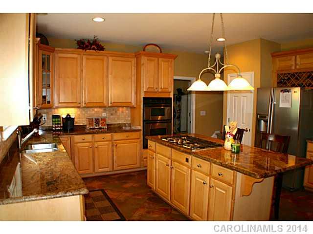 12008 Farnborough Road Huntersville, NC 28078 - Photo 8 of 16 Gallery Image 8