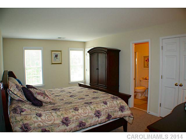 12008 Farnborough Road Huntersville, NC 28078 - Photo 9 of 16 Gallery Image 9