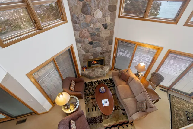 $1,950,000 | 3151 Crystal Drive, Beulah, MI 49617