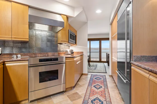 $1,950,000 | 3151 Crystal Drive, Beulah, MI 49617