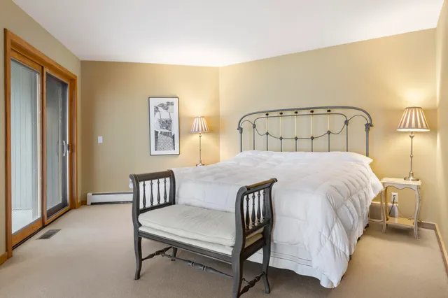 $1,950,000 | 3151 Crystal Drive, Beulah, MI 49617