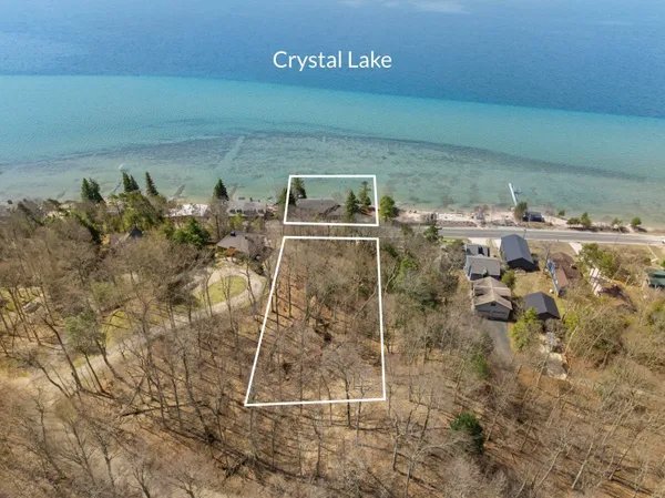 $1,950,000 | 3151 Crystal Drive, Beulah, MI 49617