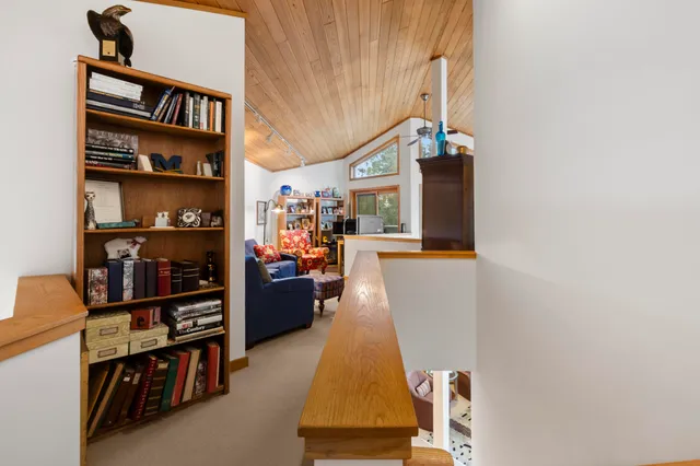 $1,950,000 | 3151 Crystal Drive, Beulah, MI 49617