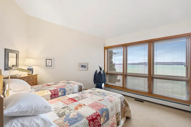 $1,950,000 | 3151 Crystal Drive, Beulah, MI 49617