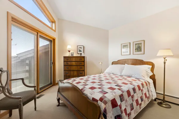 $1,950,000 | 3151 Crystal Drive, Beulah, MI 49617