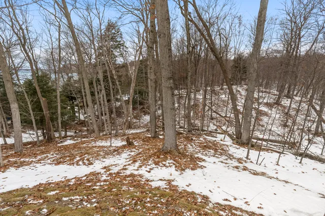 $1,950,000 | 3151 Crystal Drive, Beulah, MI 49617