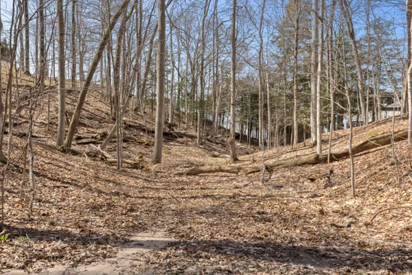 $1,950,000 | 3151 Crystal Drive, Beulah, MI 49617