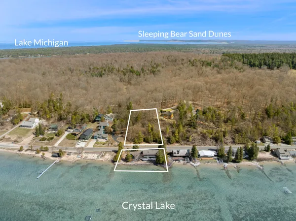 $1,950,000 | 3151 Crystal Drive, Beulah, MI 49617