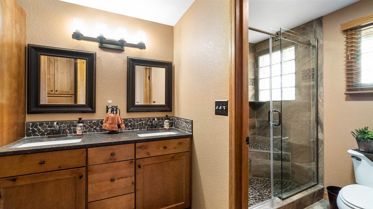 18121 North Ranchette Road Colbert, WA 99005 - Photo 11 of 20