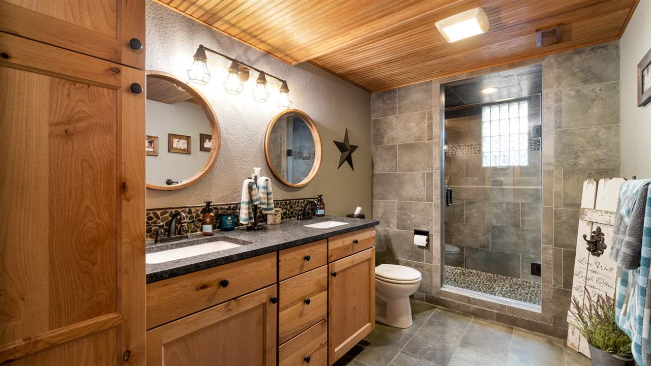 18121 North Ranchette Road Colbert, WA 99005 - Photo 15 of 20