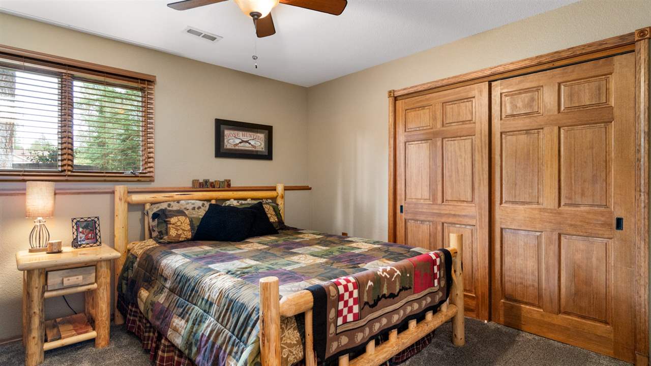 18121 North Ranchette Road Colbert, WA 99005 - Photo 16 of 20
