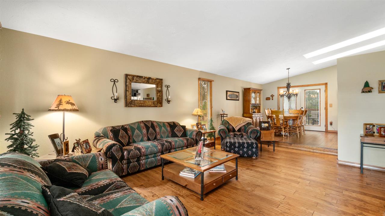 18121 North Ranchette Road Colbert, WA 99005 - Photo 4 of 20