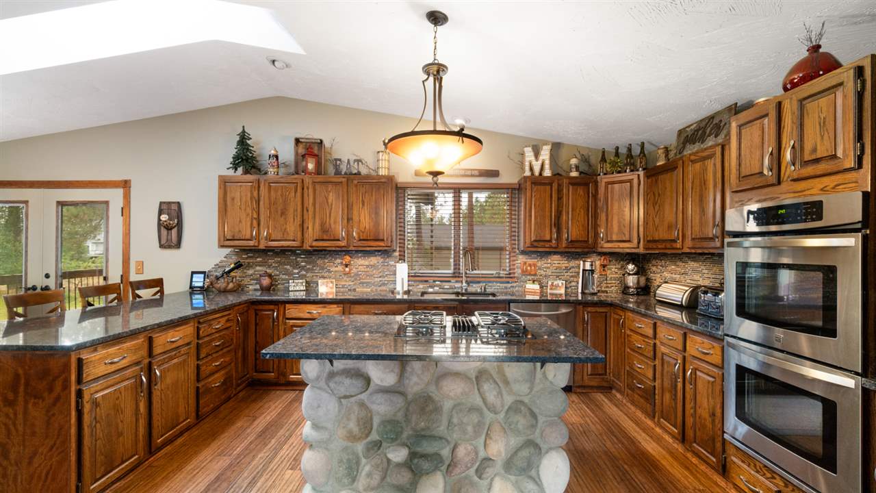 18121 North Ranchette Road Colbert, WA 99005 - Photo 7 of 20