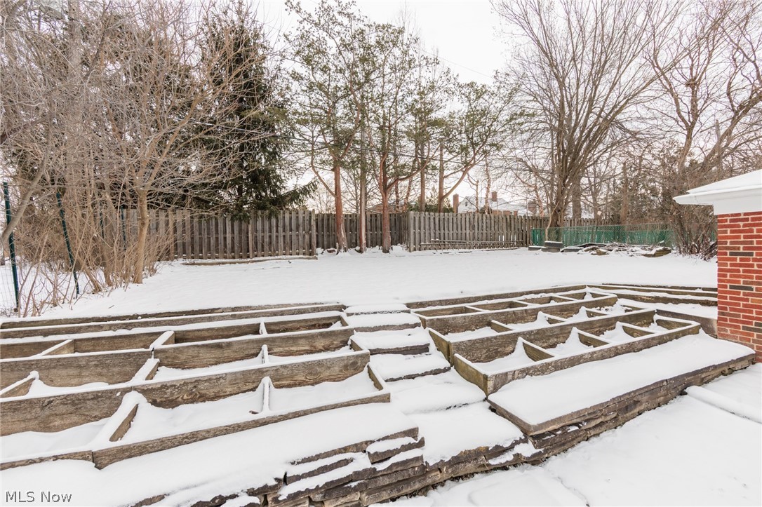 2539 Warrensville Center Road, Unit DOWN Cleveland, OH 44118 - Photo 40 of 43